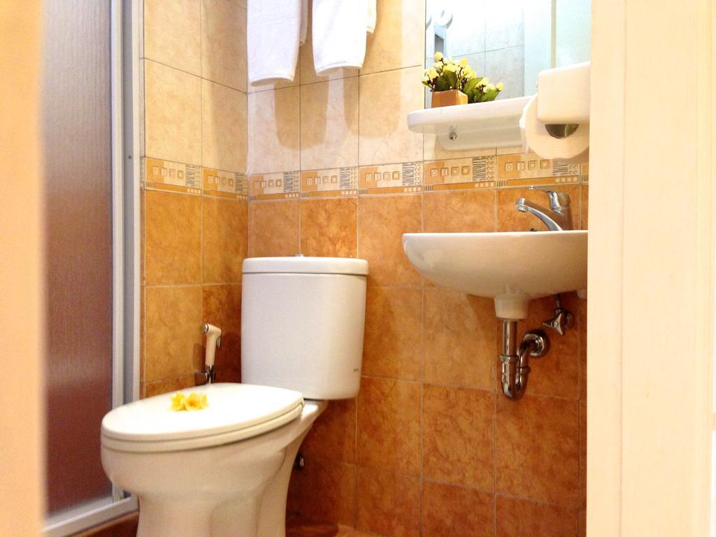 Ravarine Suite Apartment Jacarta Exterior foto