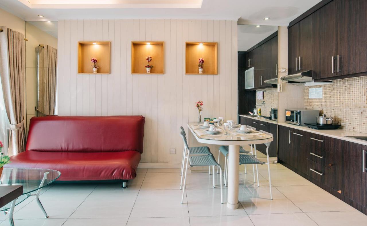 Ravarine Suite Apartment Jacarta Exterior foto